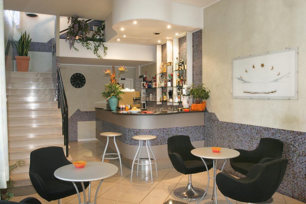 Hotel Villa Rossi Bellaria-Igea Marina Zewnętrze zdjęcie