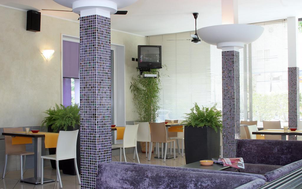Hotel Villa Rossi Bellaria-Igea Marina Zewnętrze zdjęcie